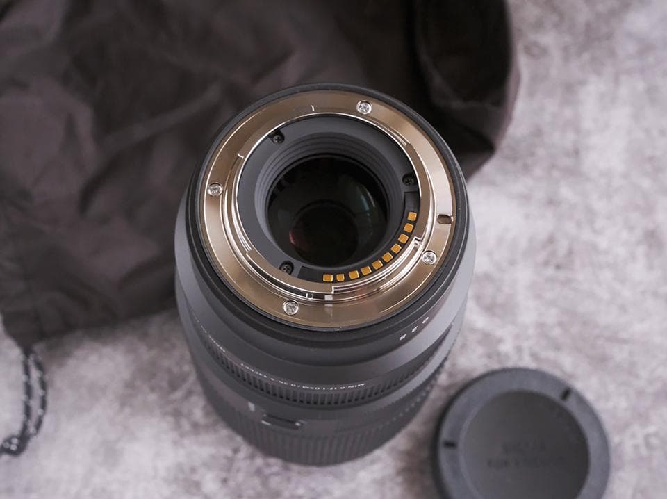 SIGMA 16-300mm F3.5-6.7 DC OS ズームレンズ