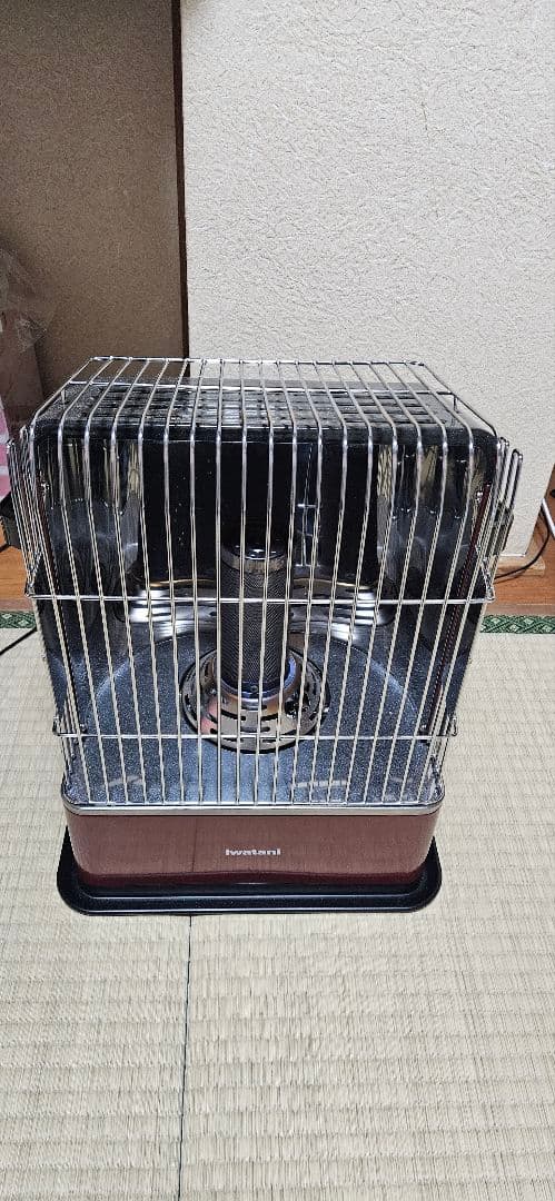 M*)様 イワタニ カセットガスストーブ デカ暖 カセットガスストーブ“デカ暖” | 岩谷産業
