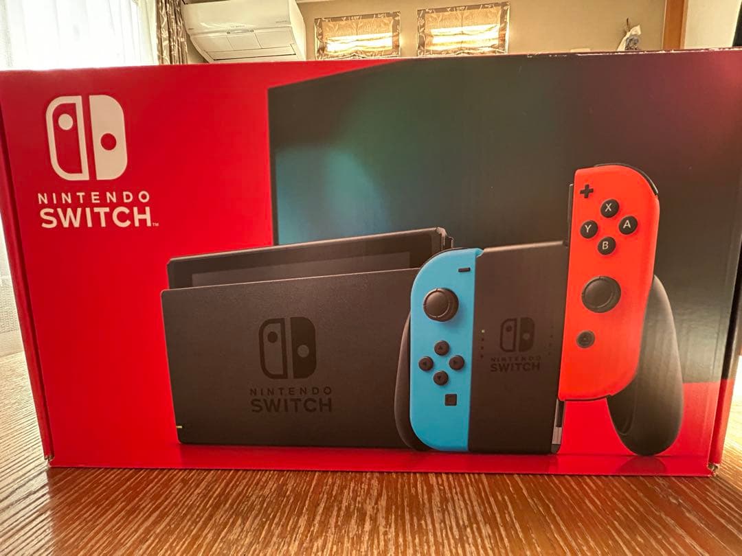 Nintendo Switch 本体 ネオンブルー・ネオンレッド