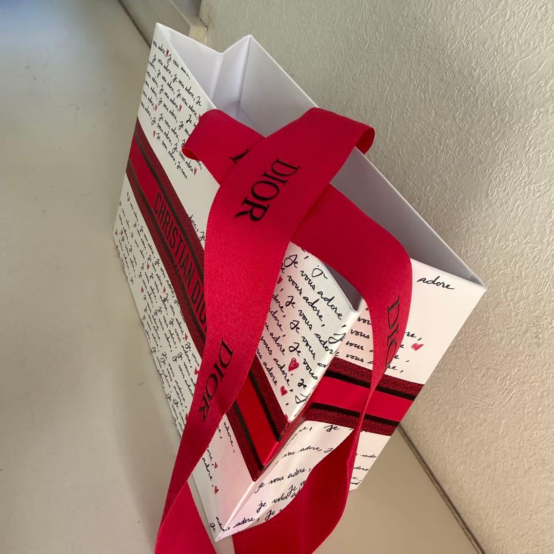 Dior ディオール ギフトボックス ショッパー 2026年バレンタイン