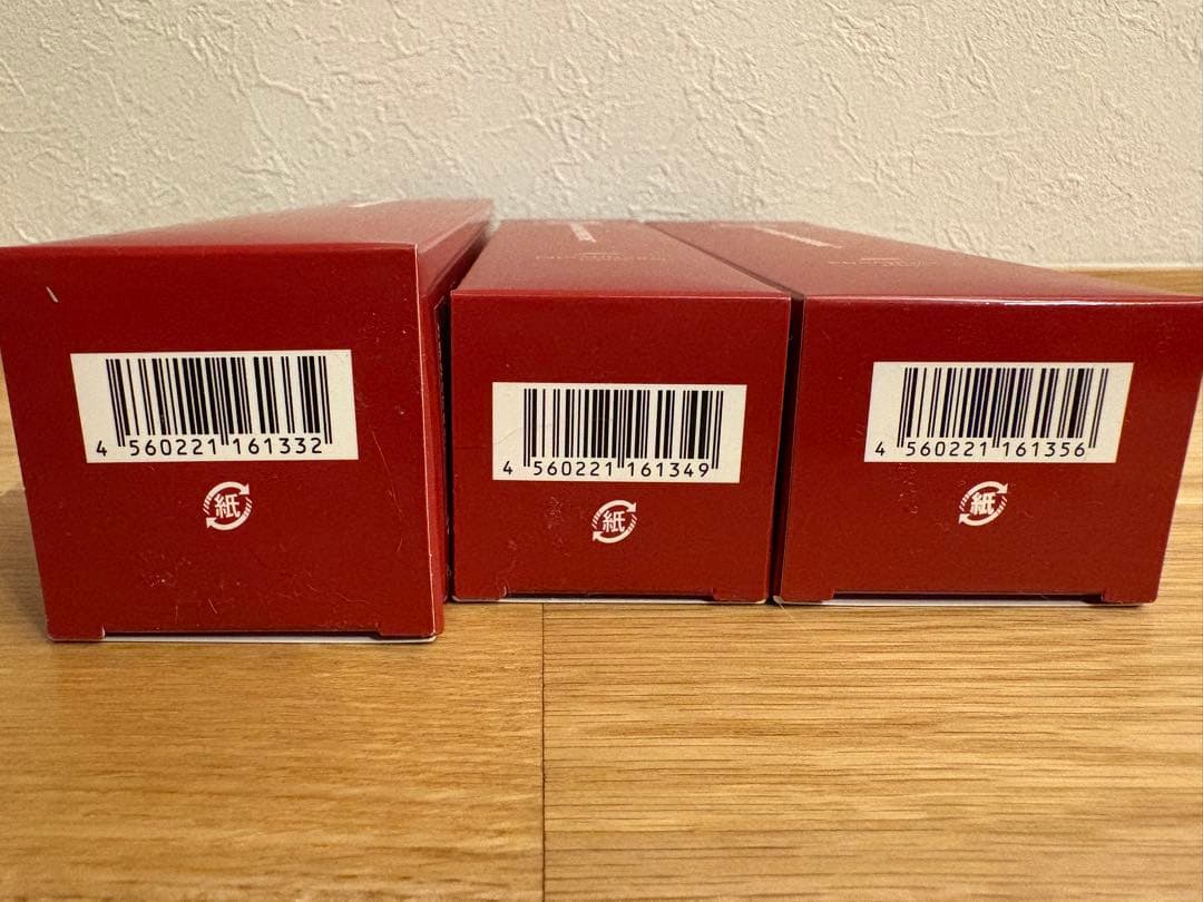 ニナファーム 赤シリーズ 3点セット 新品未使用 - メルカリ