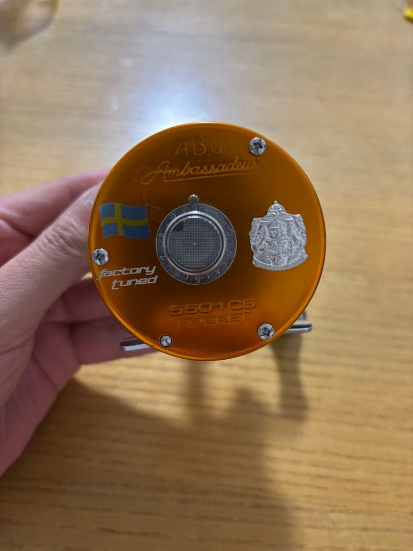 アブガルシア アンバサダー5501CS ROCKET サンセットオレンジ - メルカリ