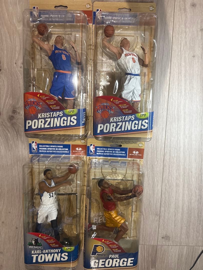 NBA フィギュア 4体セット 4個入りセット NBA Ballers ミニフィギュア NBA公式ライセンス