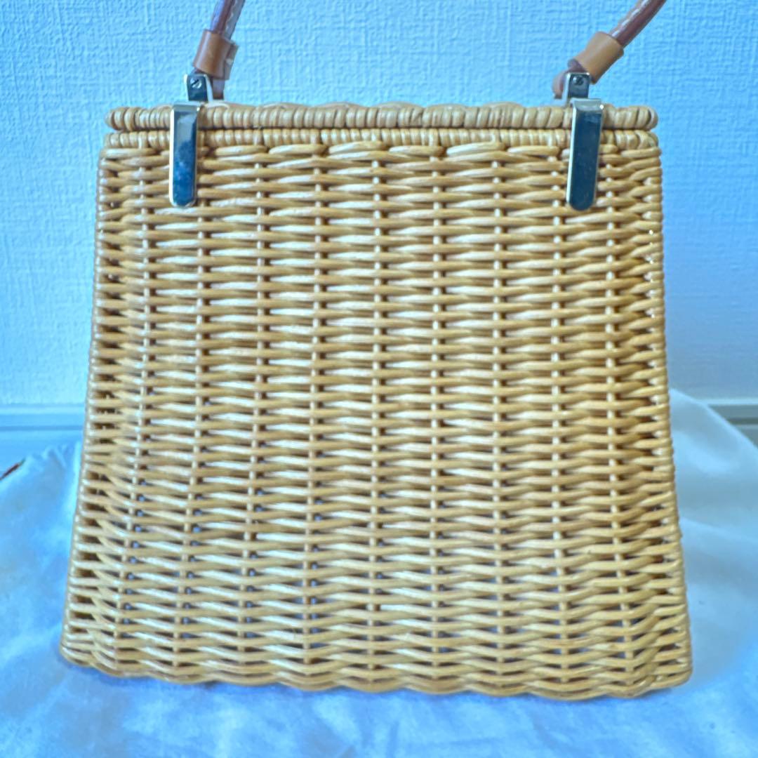 ルヴァトーレフェラガモガンチーニ ストロー かごバッグ ロゴ