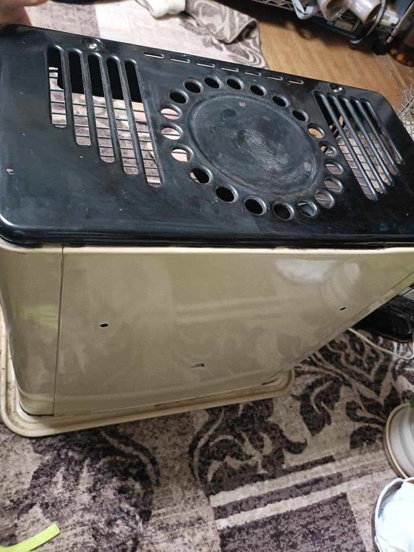 HITACHI 石油ストーブ OVH-A530 ベージュ - メルカリ