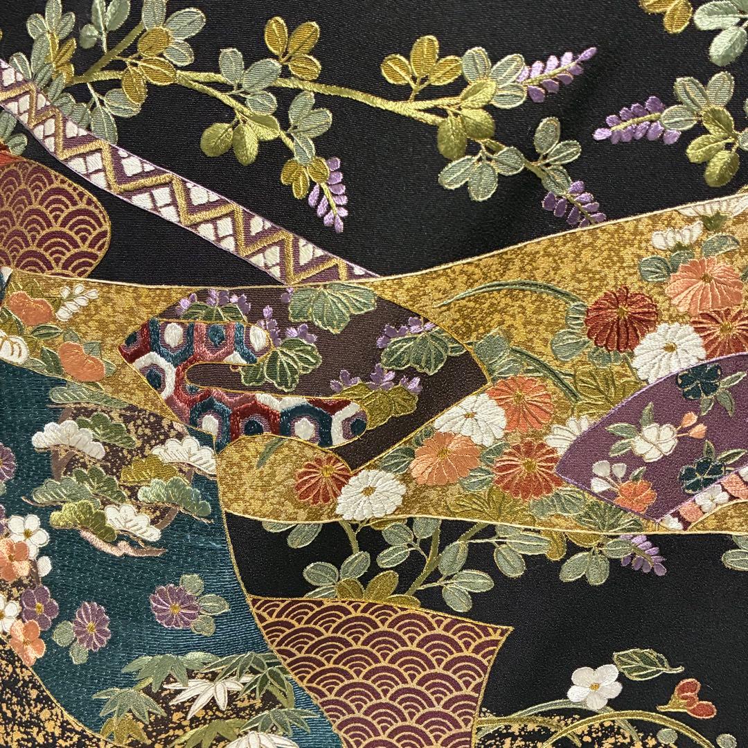 D68 黒留袖 総刺繍 慰斗紋 花模様 正絹 着物 袷 極美品 - メルカリ