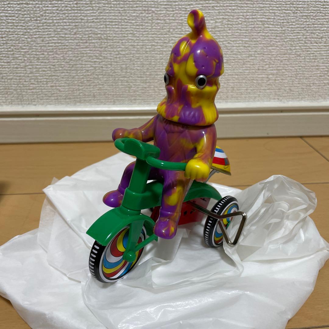 ケムール人 ウルトラQ 三輪車 限定70体 ゼンマイ スーフェス 新品未