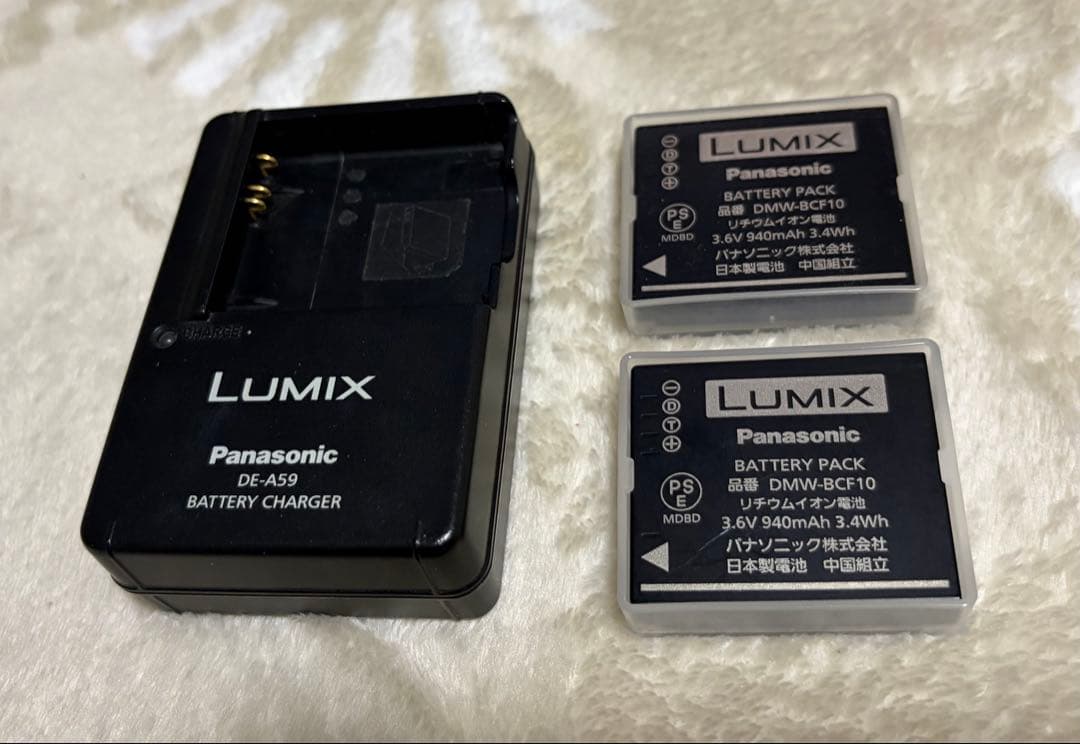 Panasonic LUMIX DMC-FT1 シルバー 交換用リチウム電池有 - メルカリ