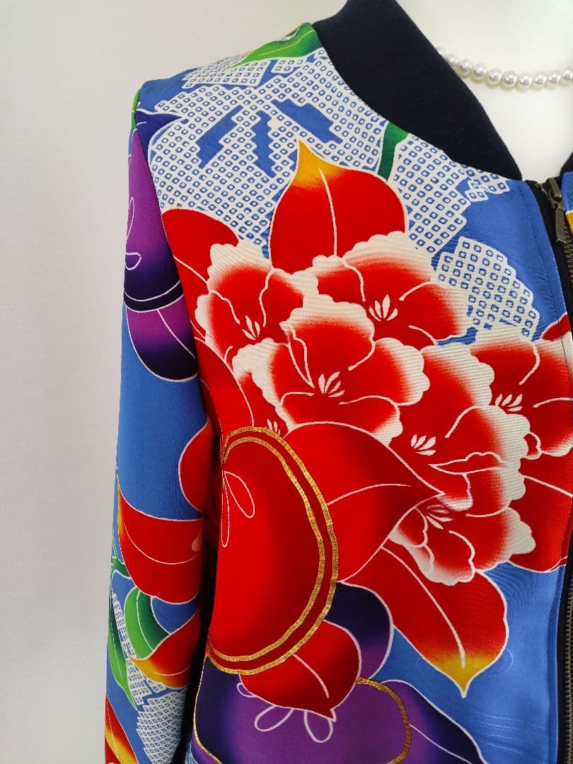 ベル様専用です。着物リメイク 振袖ブルゾン - メルカリ