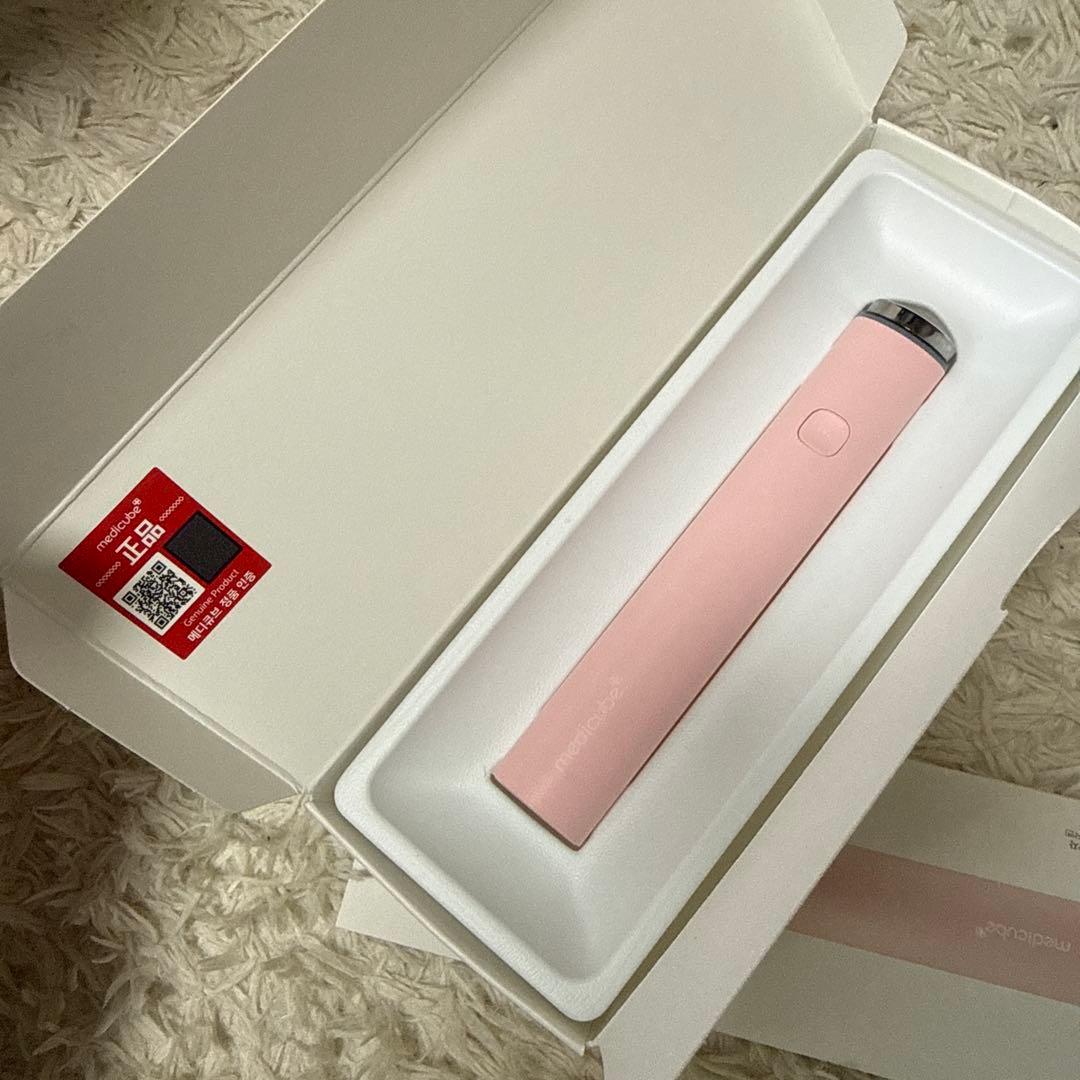 メディキューブ　美顔器medicube AGE-Rブースタープロ/ミニ/ピンク MEDICUBE メディキューブ ブースタープロ ミニ プラス 美顔器 韓国美容