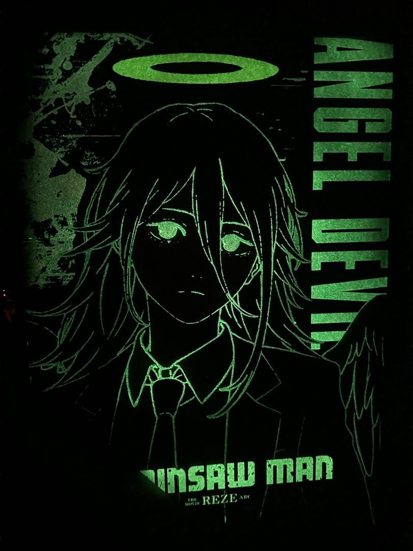 s*-様 チェンソーマン レゼ編 台湾限定特典A3 夜光ポスター 天使の悪魔