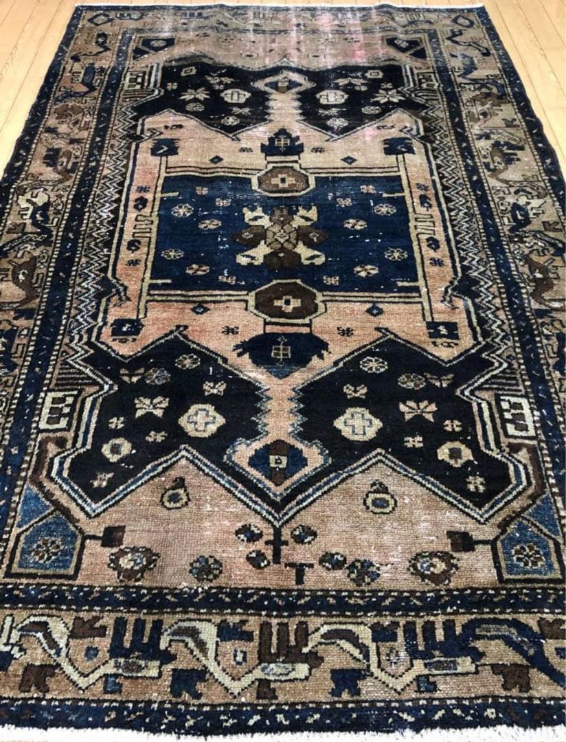 ペルシャ絨毯 ヴィンテージラグ 202×132cm 手織り オールドpersia ペルシャ絨毯 ヴィンテージラグ 206×122cm 手織り オールドpersia
