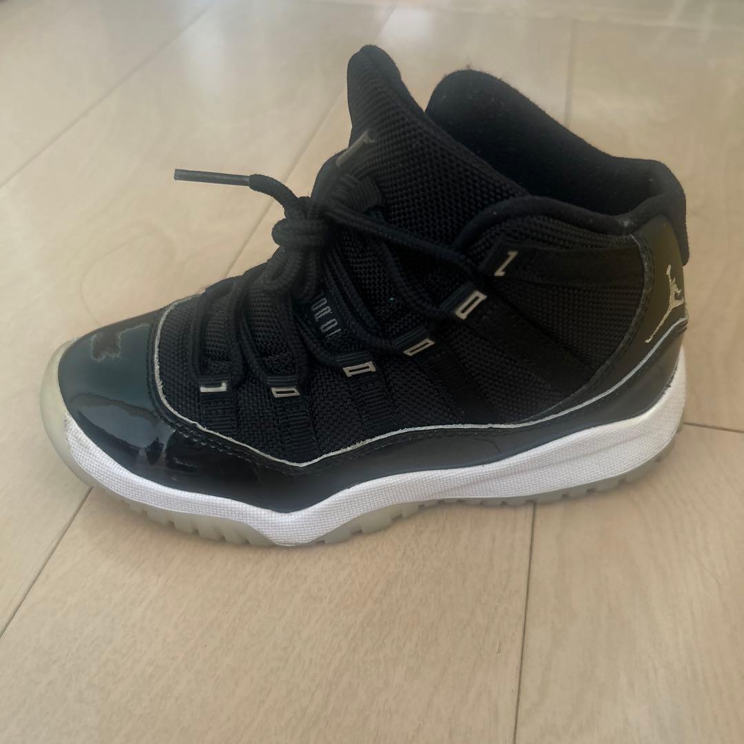 ナイキ　エアジョーダン11 レトロ　3/4 18.5cm