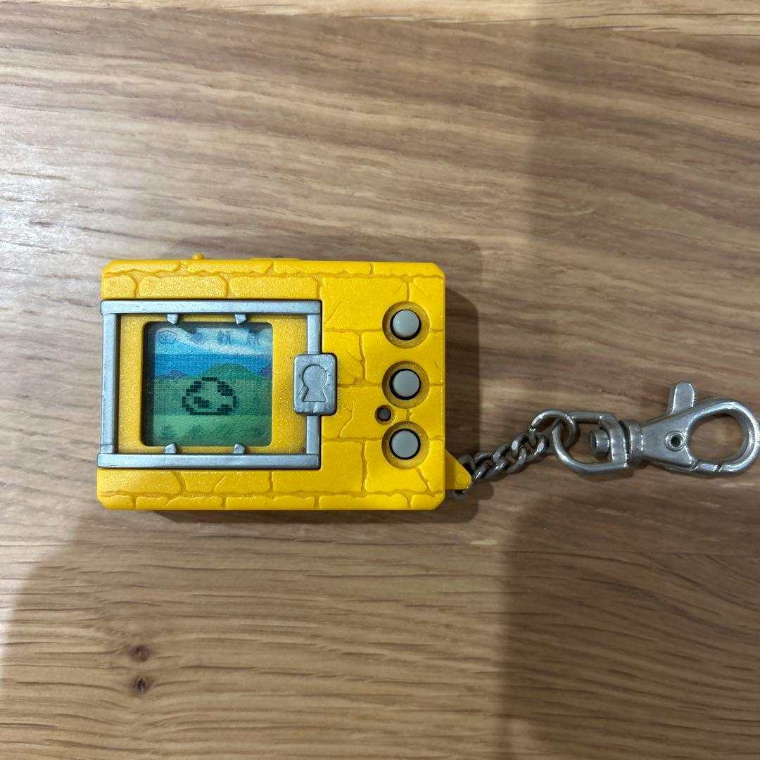 デジタルモンスター 初代 デジモン ver.1 イエロー 黄色 - メルカリ