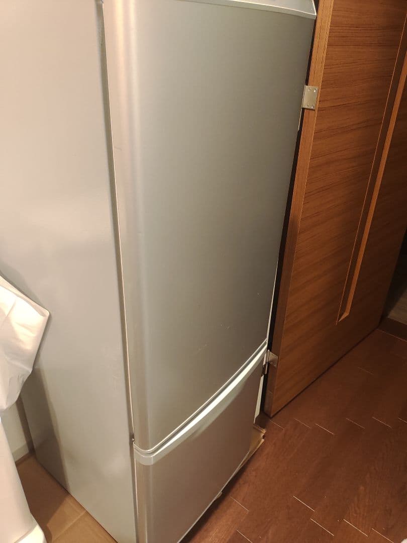 Panasonic NR-B179W 冷蔵冷凍庫 168L NR-B179W-S 冷蔵庫 シルバー [168L /2ドア /右開きタイプ] 【お届け