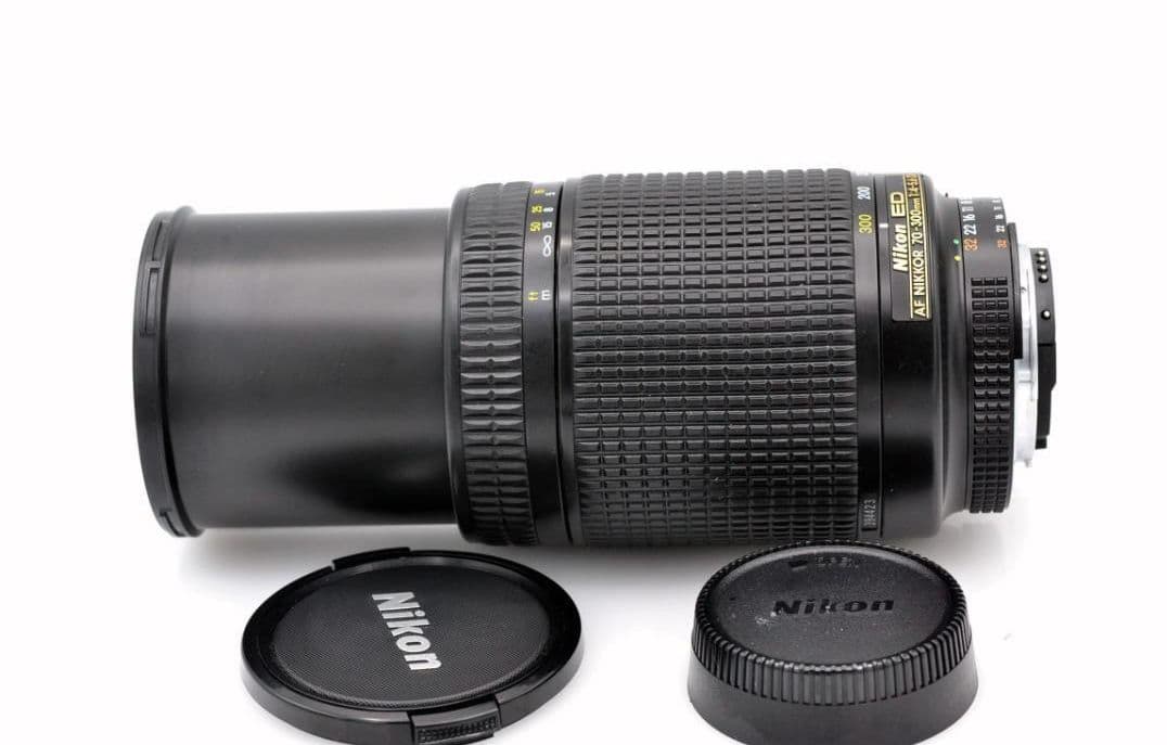 2月23日限定価格【超望遠レンズ】Nikon AF 70-300mm ED - メルカリ