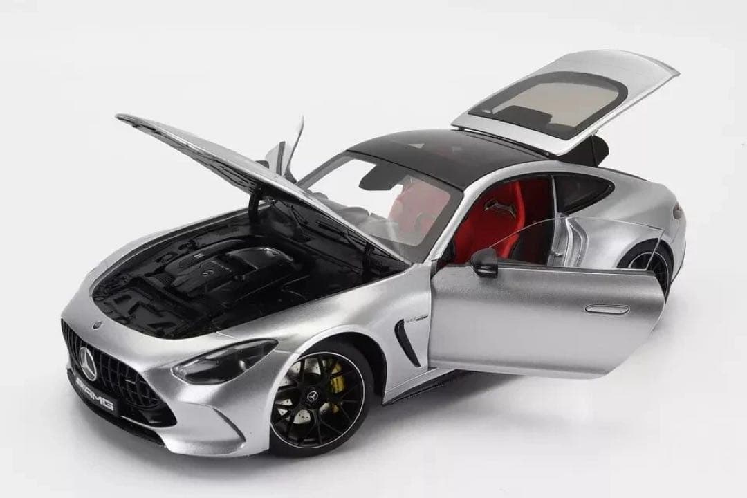 メルセデスAMG GT63 4MATICクーペ ハイテックシルバー 1/18 - メルカリ
