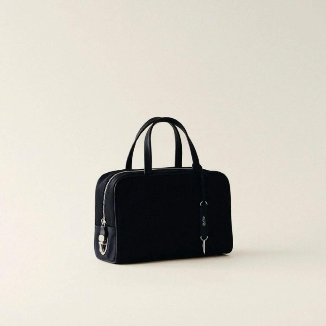 tout y est トゥティエ ロケナイロンスモールバッグ ブラック 黒