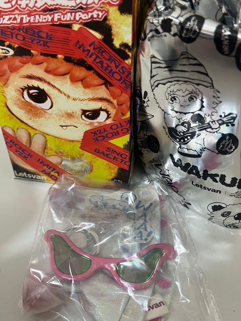 WAKUKU ワクク FUZZY TRENDY FUN PARTY シークレット - メルカリ