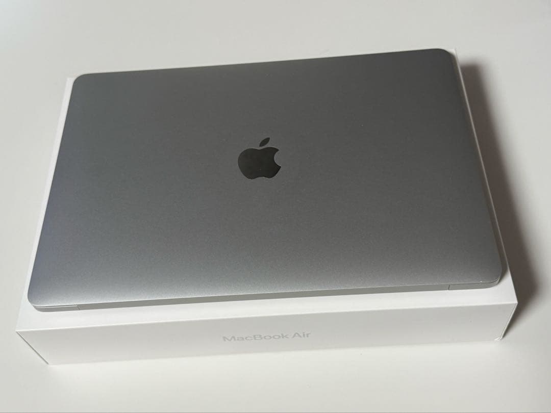[中古超美品]MacBook Air M1 16GB 512GB シルバー MacBook 中古 販売】MacBook Air M1 / 13インチ / Mid2020 / 16GB