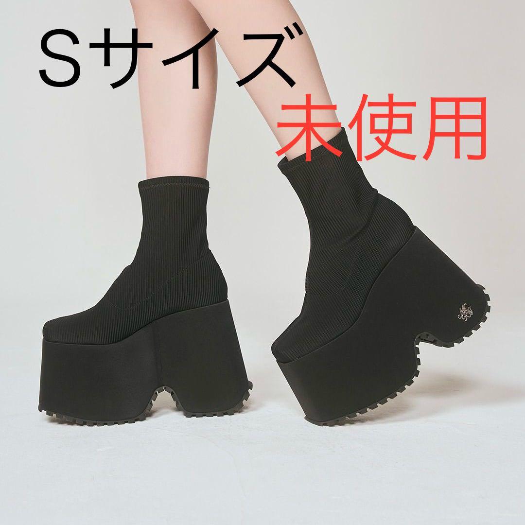 厚底ストレッチショートブーツ michellMacaron ミシェルマカロン