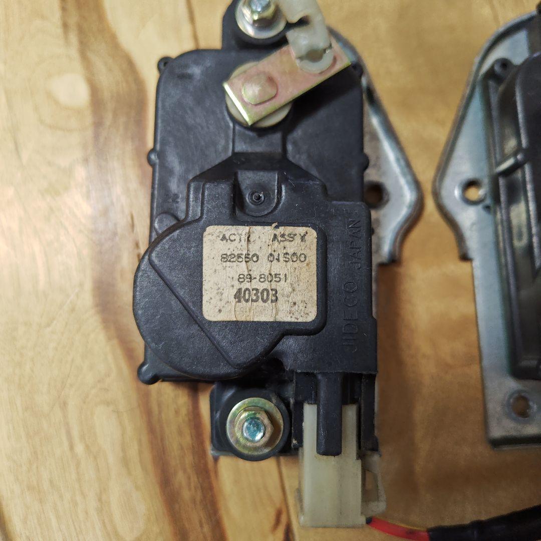 R30スカイライン ドアロックソレノイド ドアロックアクチュエーター
