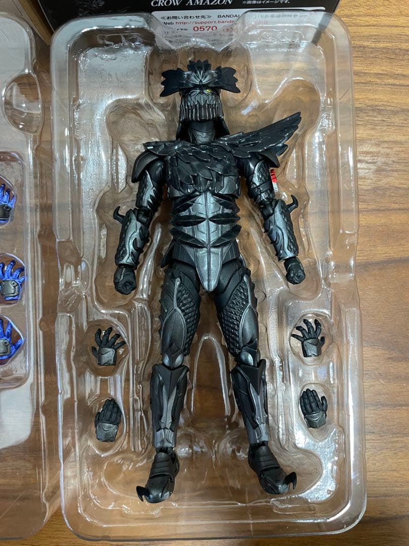 S.H.Figuarts 仮面ライダーアマゾンネオ　カラスアマゾン