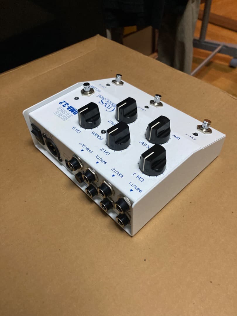 Crews Maniac Sound DMA-3.2【3チャンネルミキサー】 - メルカリ