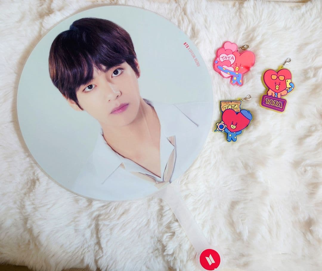 BTS テテ うちわ - メルカリ