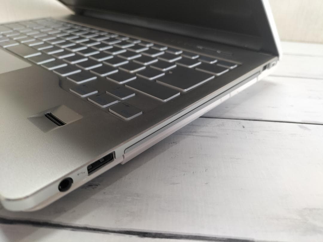 富士通 SH75/M 13.3型高解像度TFT/Office2024/Win11 - メルカリ