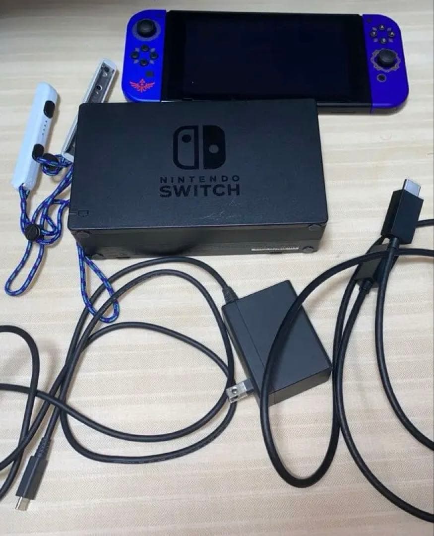 Switch本体＋Joy-Conゼルダの伝説 スカイウォードソード エディション ゼルダの伝説 スカイウォードソード HD」特別デザインのJoy-Conが本日