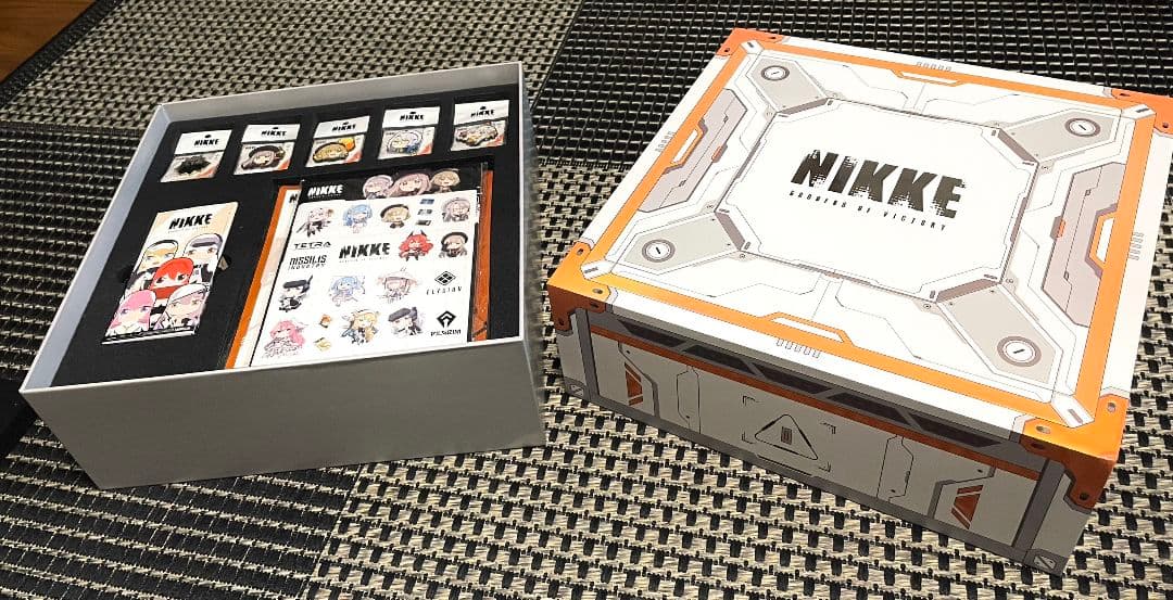 勝利の女神 NIKKE】 1周年記念ボックス 非売品 当選品 - メルカリ