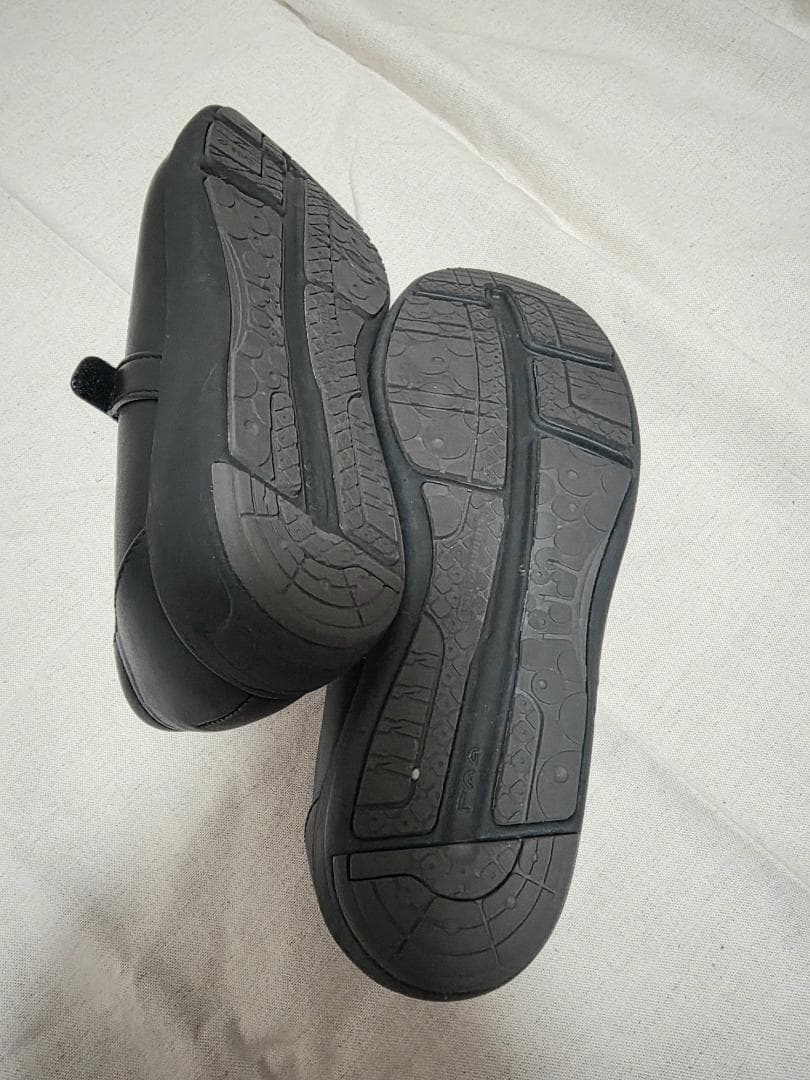 【美品】asics　pedala　WC027A　22.5cm