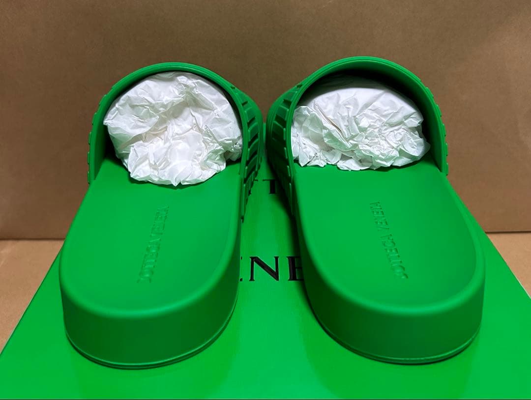 新品 未使用 ボッテガヴェネタ ラバー スライド サンダル 38 25㎝