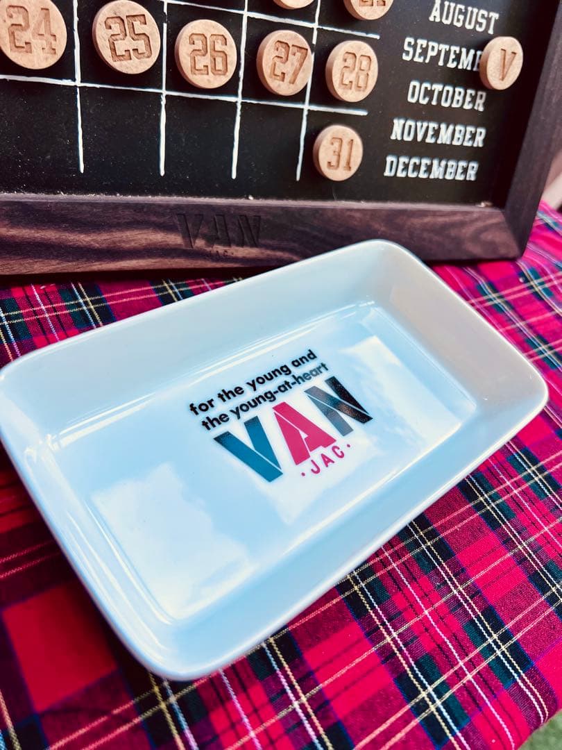 VAN陶器製トレー25年くらい前のもの大変貴重です。 - メルカリ