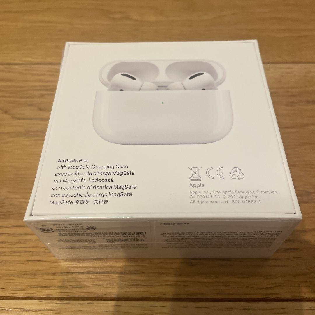Apple AirPods Pro MLWK3JA - メルカリ