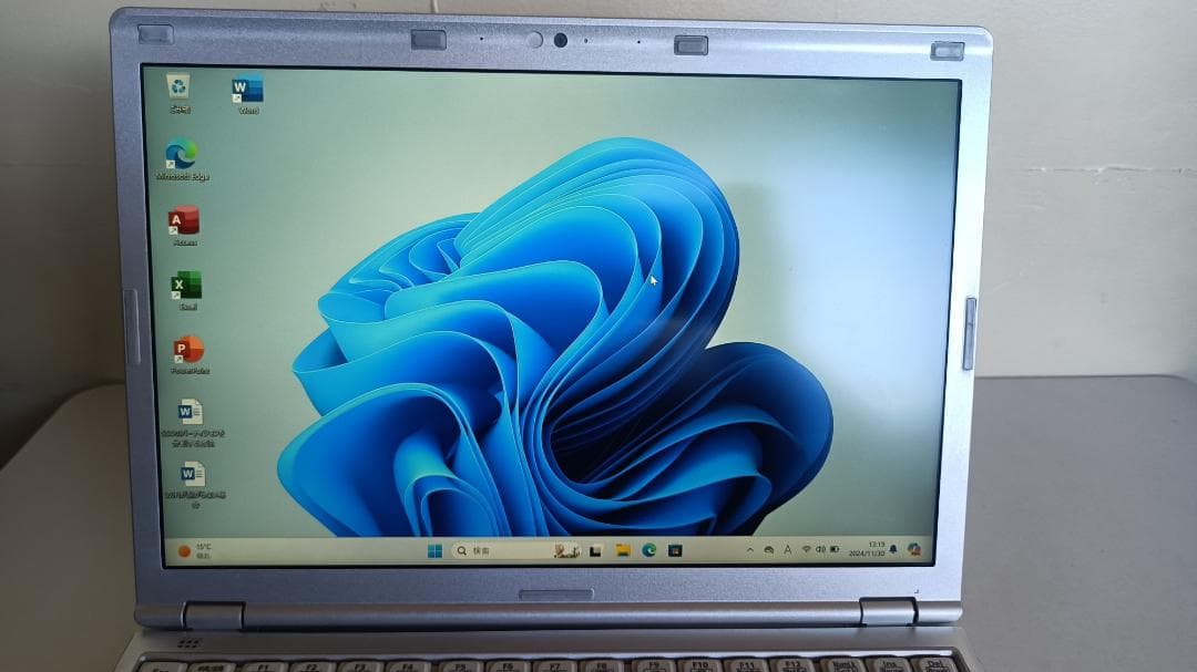 ノートパソコンpanasonic第七世代Core i5 SSD256Gメモリ8G - メルカリ