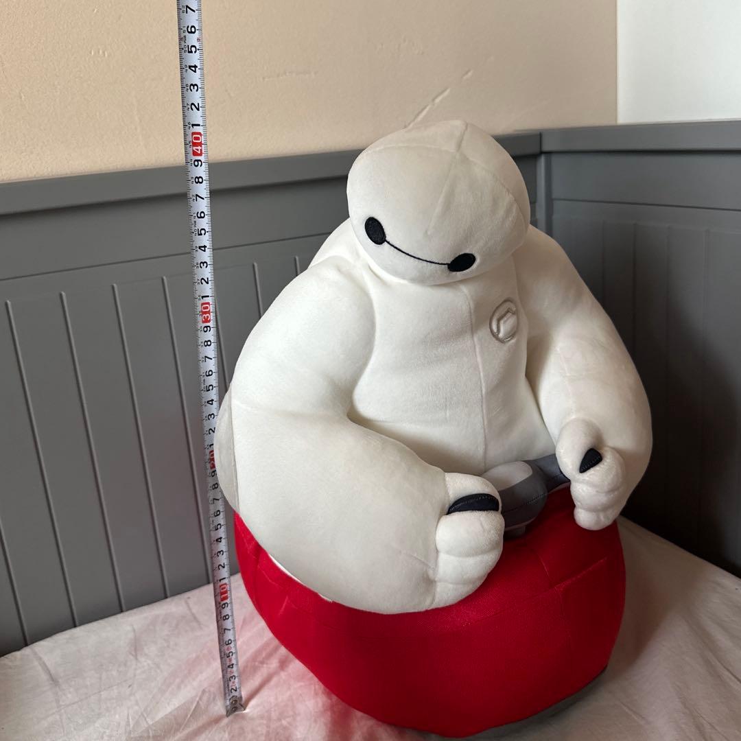 ディズニー限定 ベイマックスのハッピーライド ぬいぐるみマフ - メルカリ