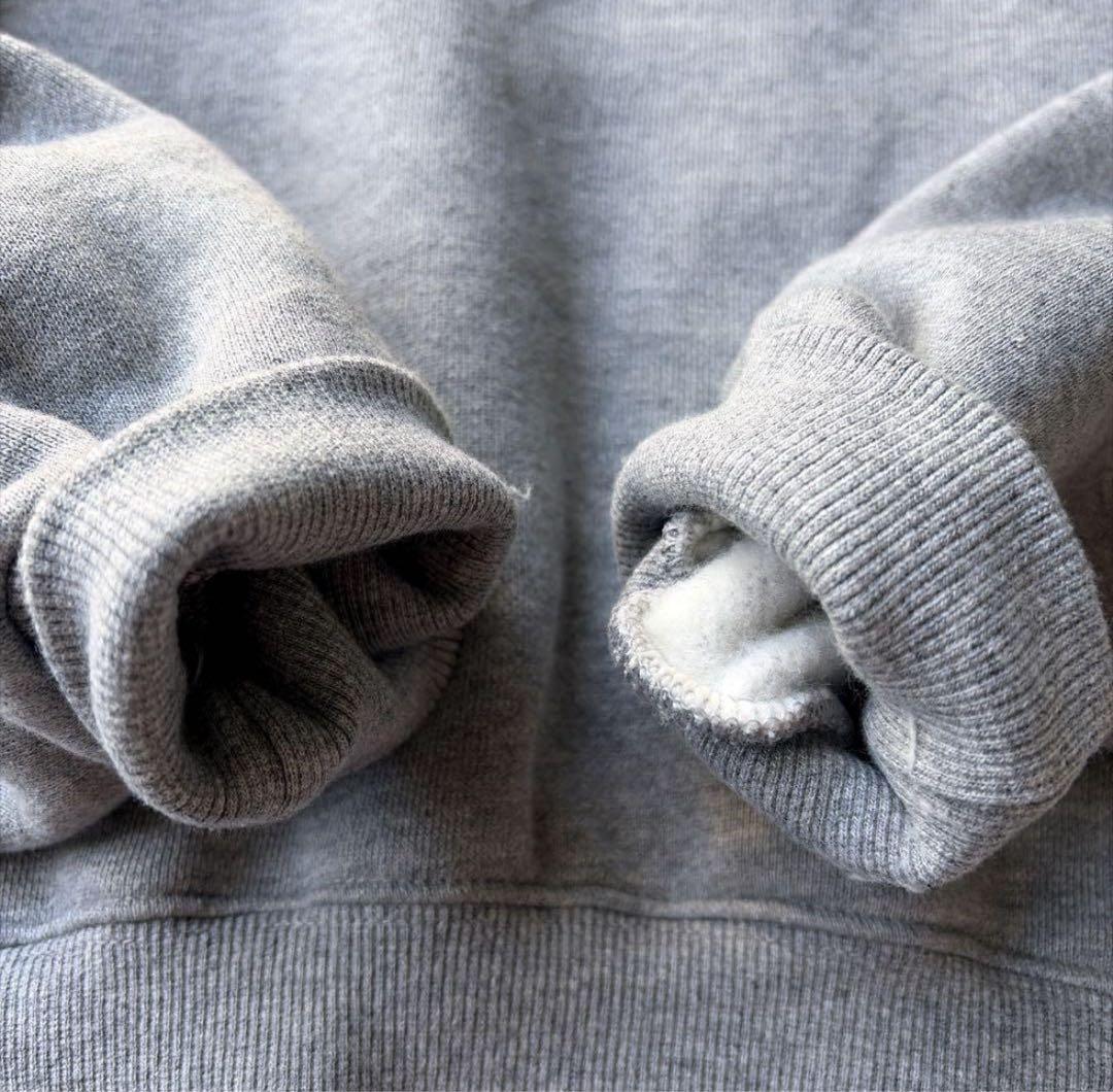 美品】金子綾さん愛用 AMOMMA スウェット グレー - メルカリ