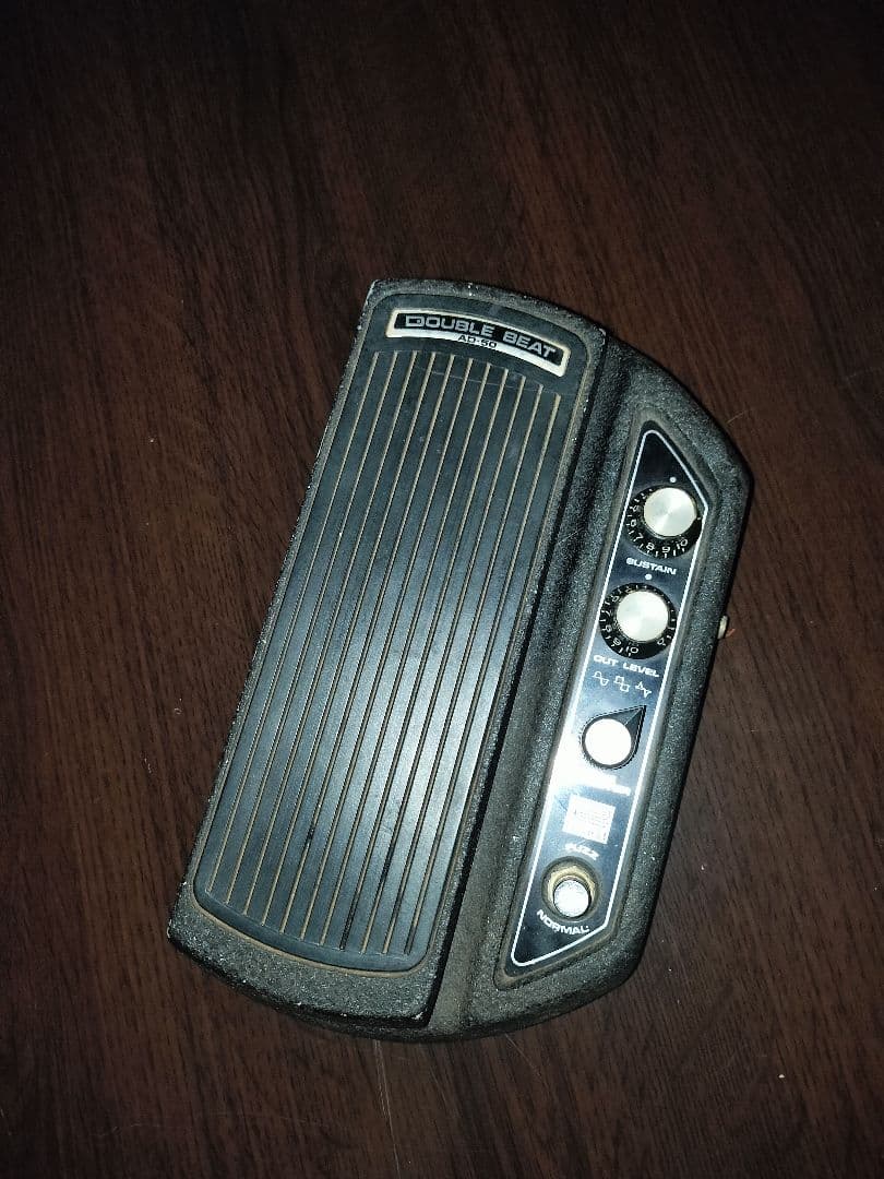 ギター Roland AD-50 DOUBLE BEAT TONEHOME - the World of Vintage Guitar Effects Pedals - AD-50