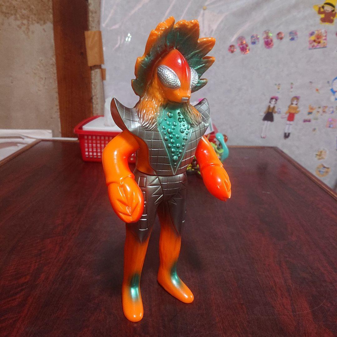 ブルマァク/ギロン人 ソフビ - メルカリ