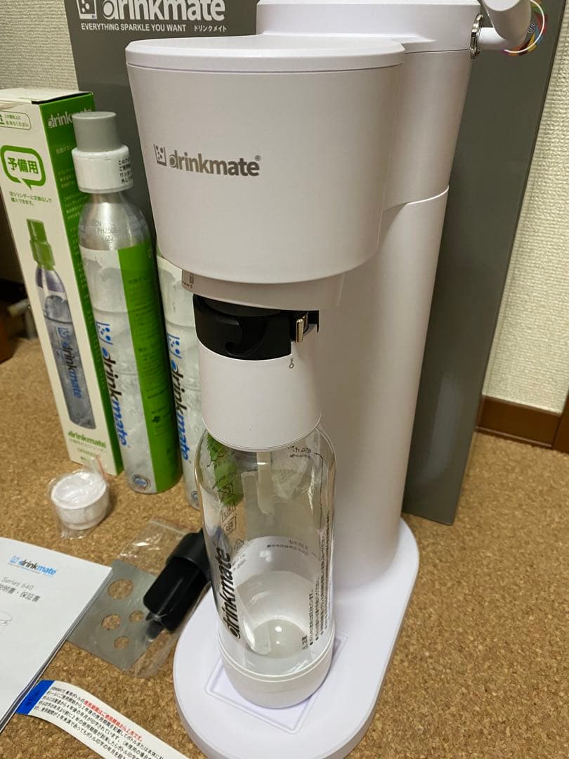 1度のみ使用】drinkmate 640 (白)予備用ガスシリンダー2本 - メルカリ