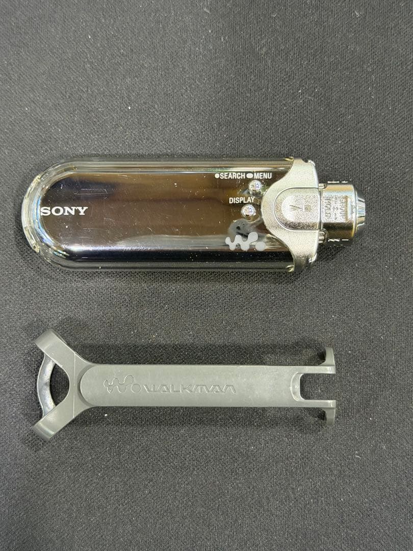 ジャンク SONY Walkman ソニーウォーク マン NW-E405 - メルカリ