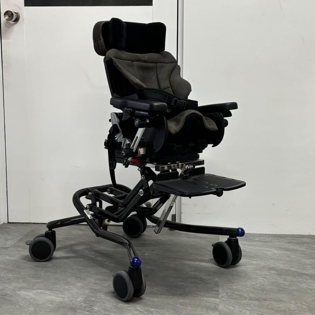 ◇R82 子供用 車椅子 座位保持 DK-8751 parallelvej 3 楽天市場】【中古】 R82 Parallelvej3 座位保持装置 DK-8751