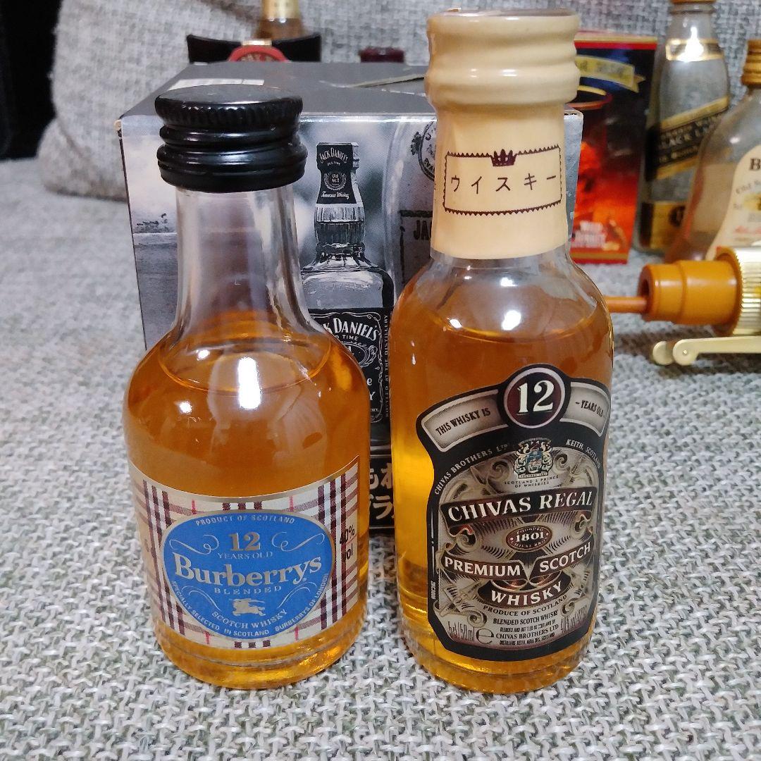 ウイスキーミニボトルセット サントリー響入り おまけ付き - メルカリ