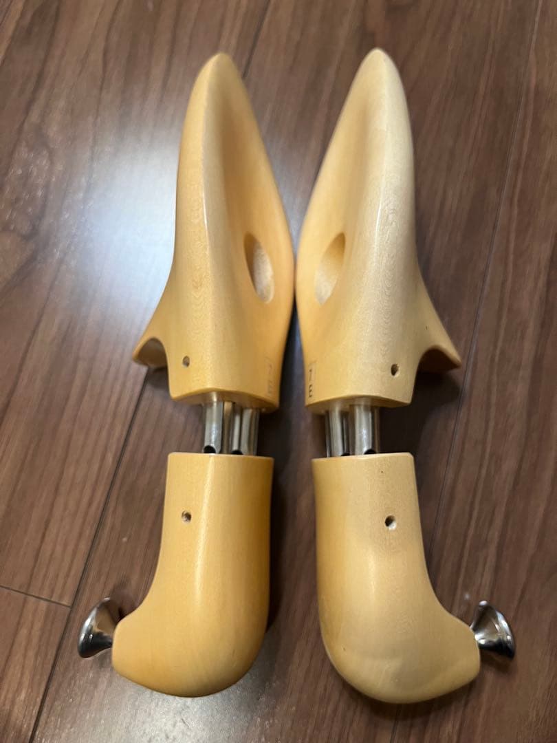 ジョンロブ シューツリー 7Eの通販はau PAY マーケット - 輸入雑貨の