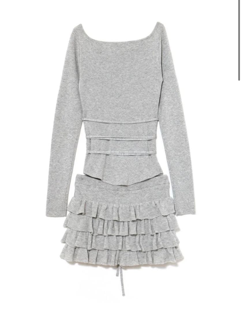 Andmary Leia frill set up - メルカリ