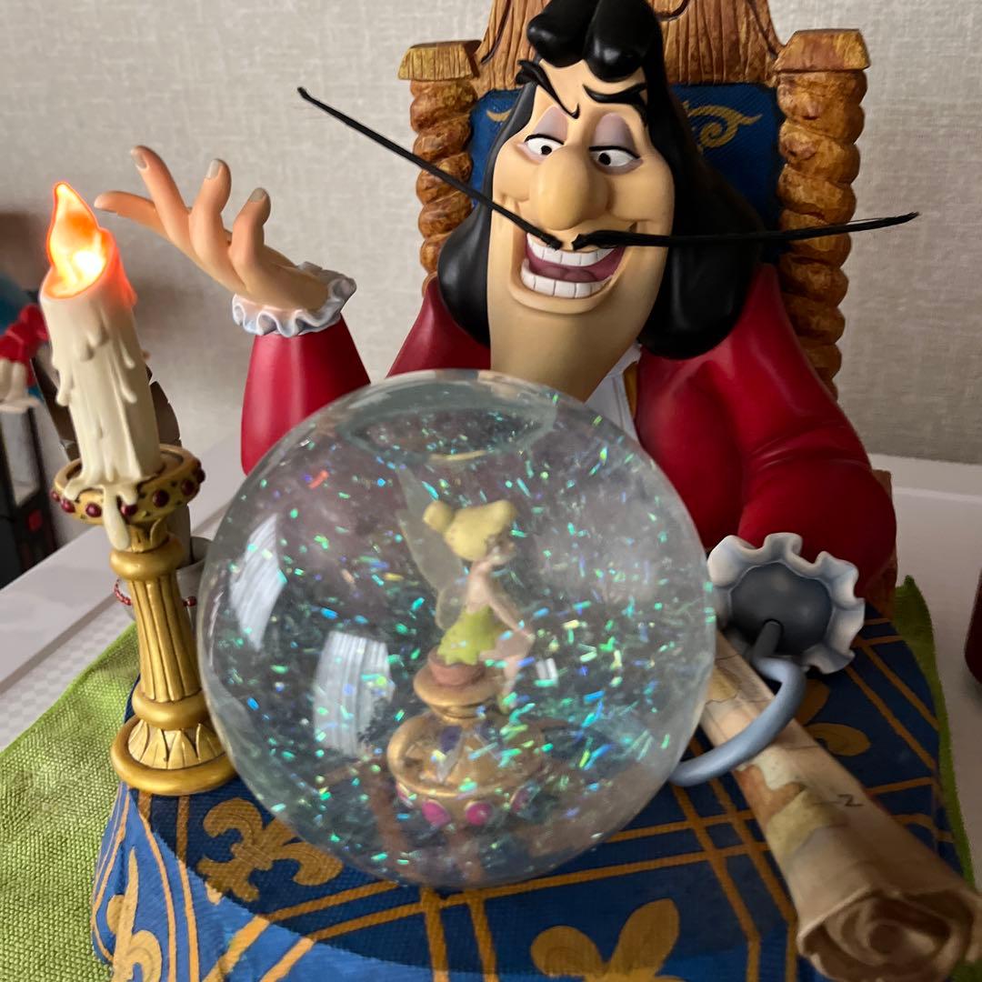 ディズニースノードーム ピーターパン(フック船長とティンカーベル