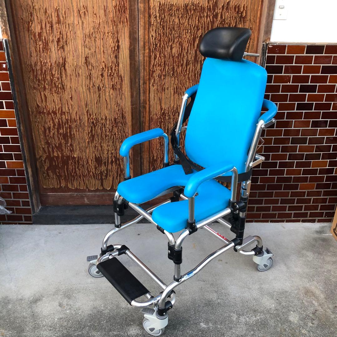 uchie 入浴用車椅子 U字型クッション付き くるくるチェアD ウチエuchie