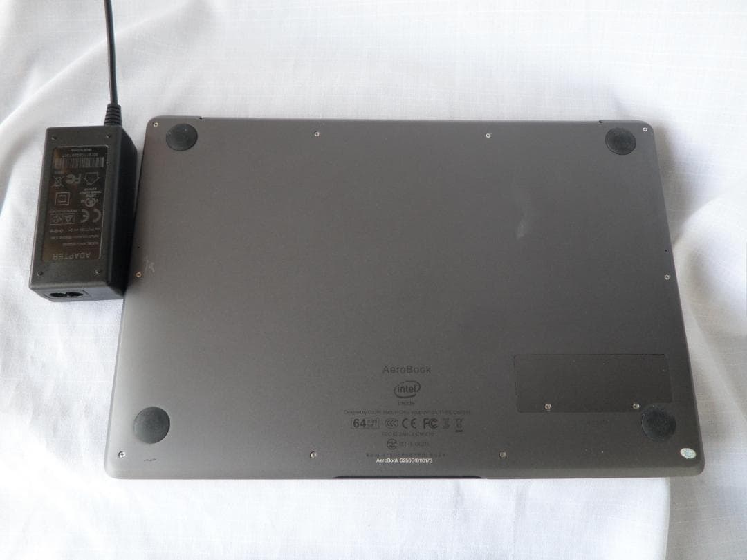 快速堅牢！AERO BOOK 13.3inc SSD256GB MEM8GB